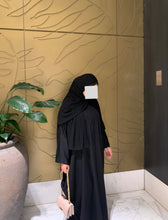 Load image into Gallery viewer, Oversized Abaya
